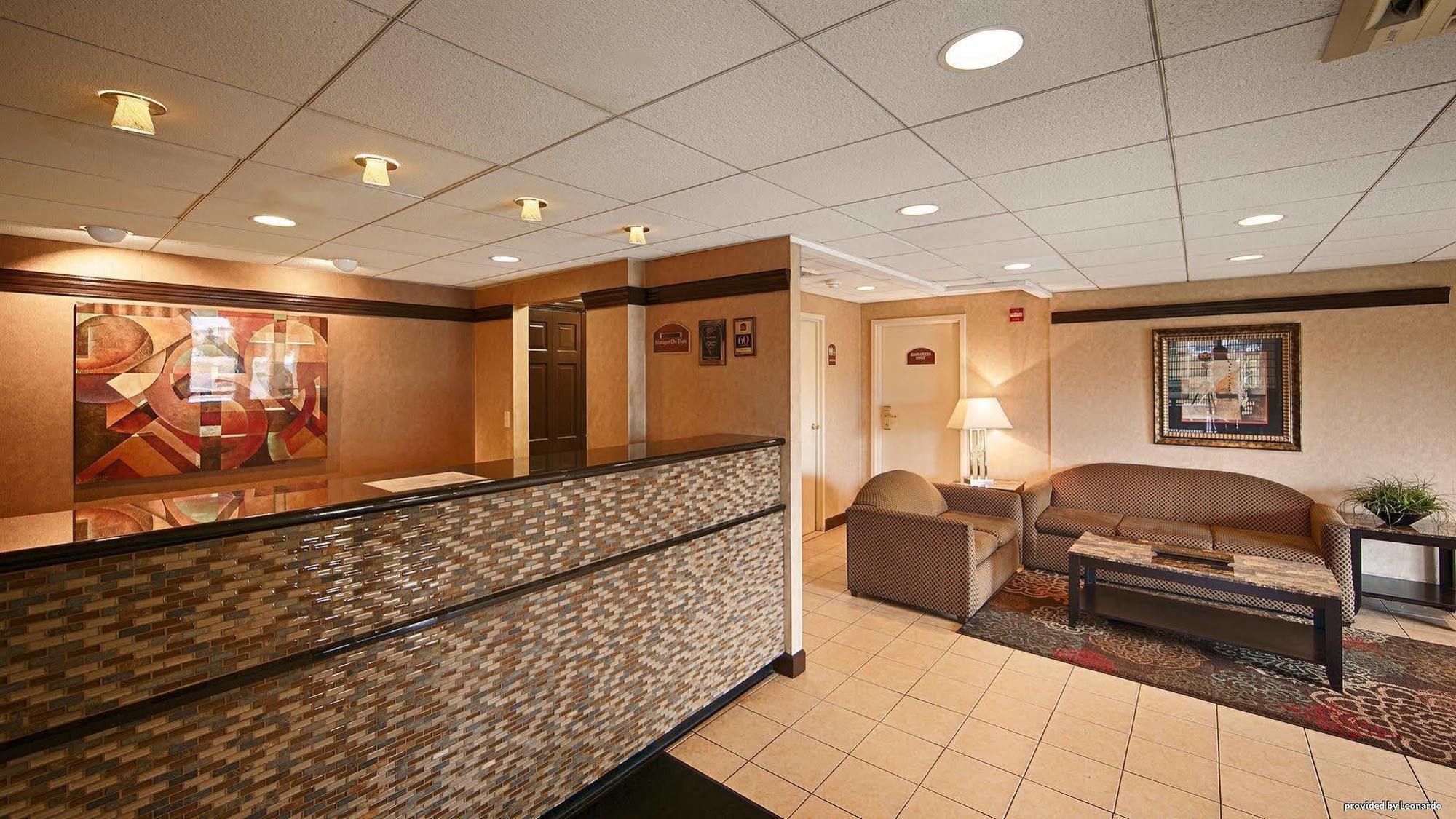 Surestay Hotel By Best Western East Brunswick Dış mekan fotoğraf