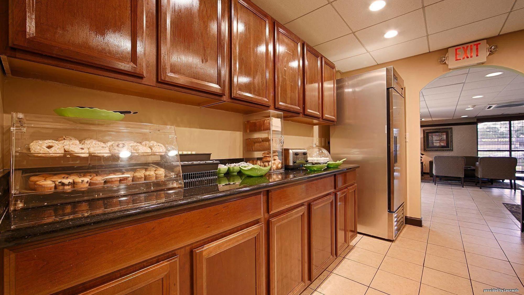 Surestay Hotel By Best Western East Brunswick Dış mekan fotoğraf